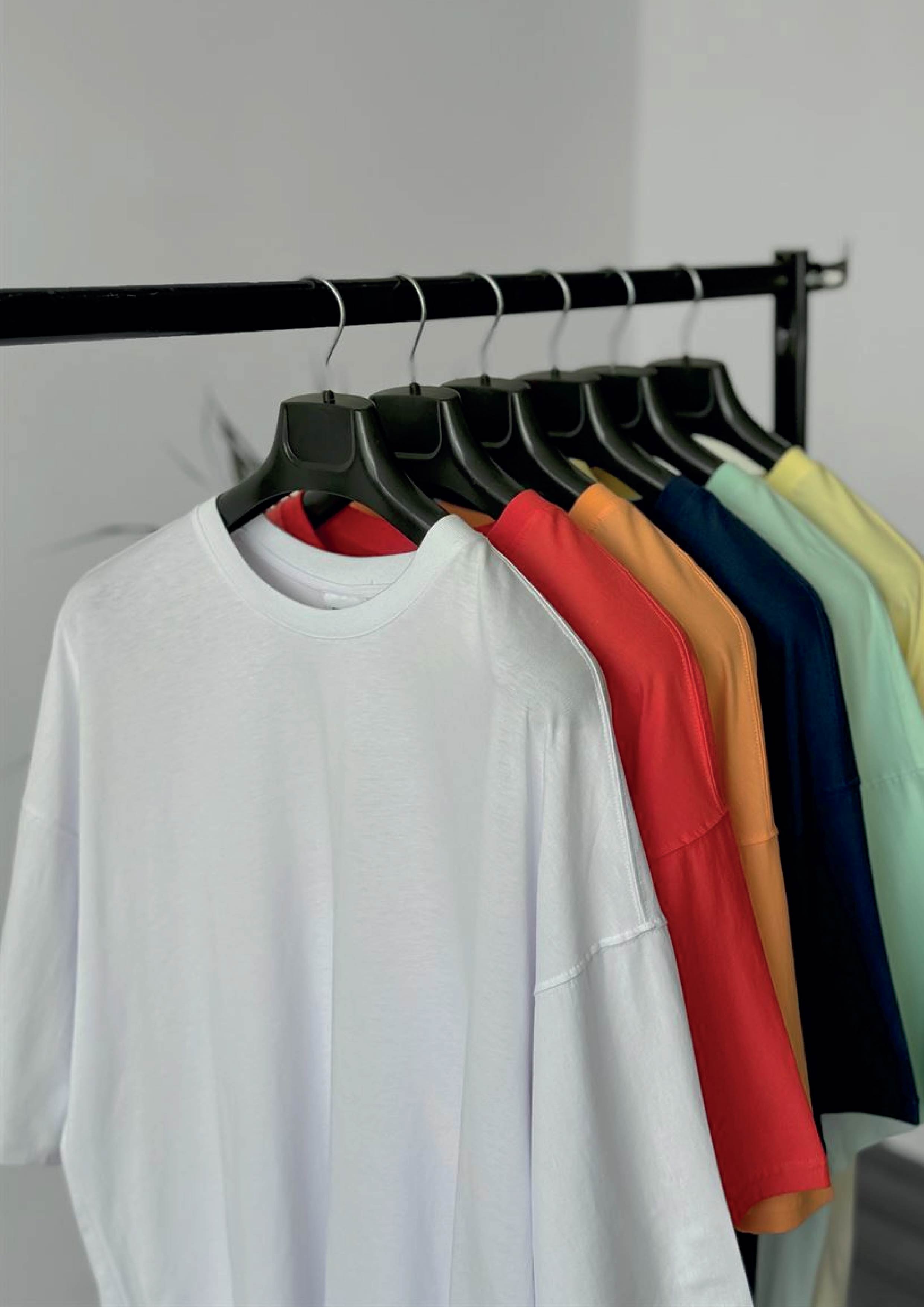 T-Shirts in verschiedenen Farben
